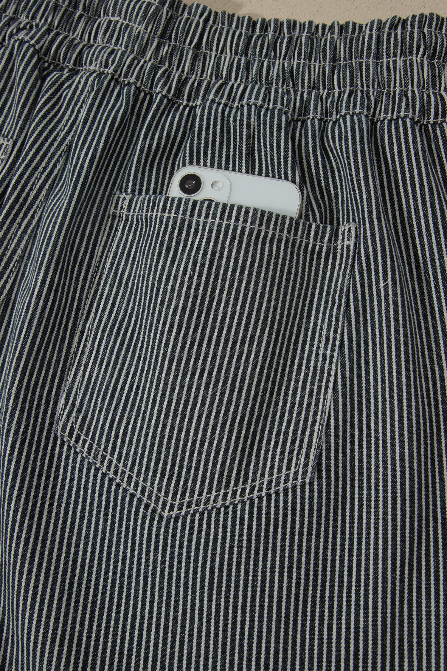Black Stripe Raw Edge Drawstring Elastic Waist Casual Denim Shorts
