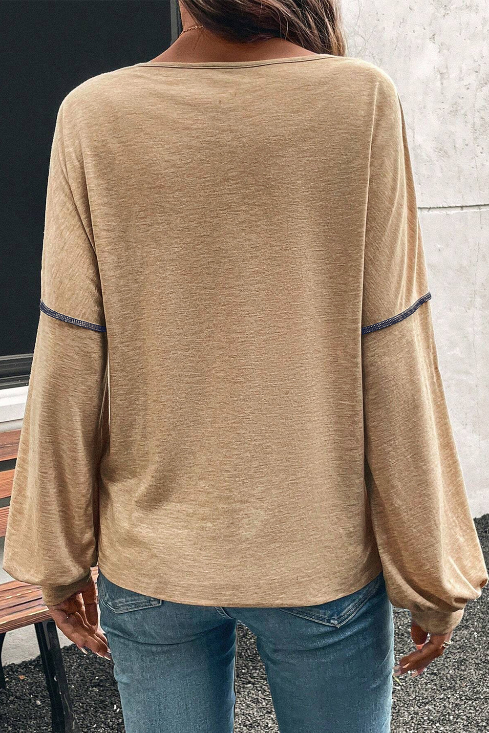Four Leaf Clover Exposed Stitching Colorblock V Neck Long Sleeve Top