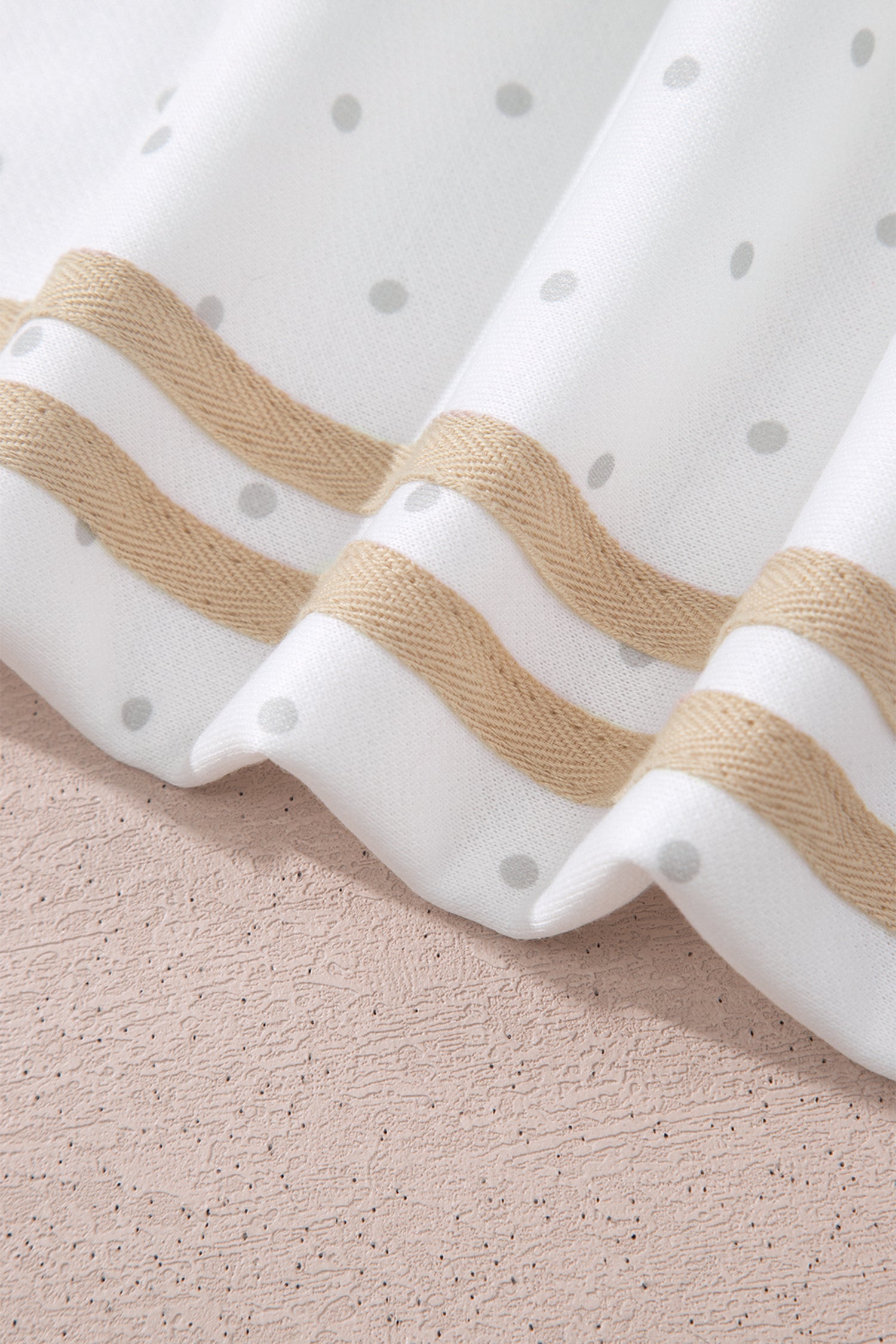 White Polka Dot Print Side Stripe Detail Casual Sweatshirt 2pcs Short Set