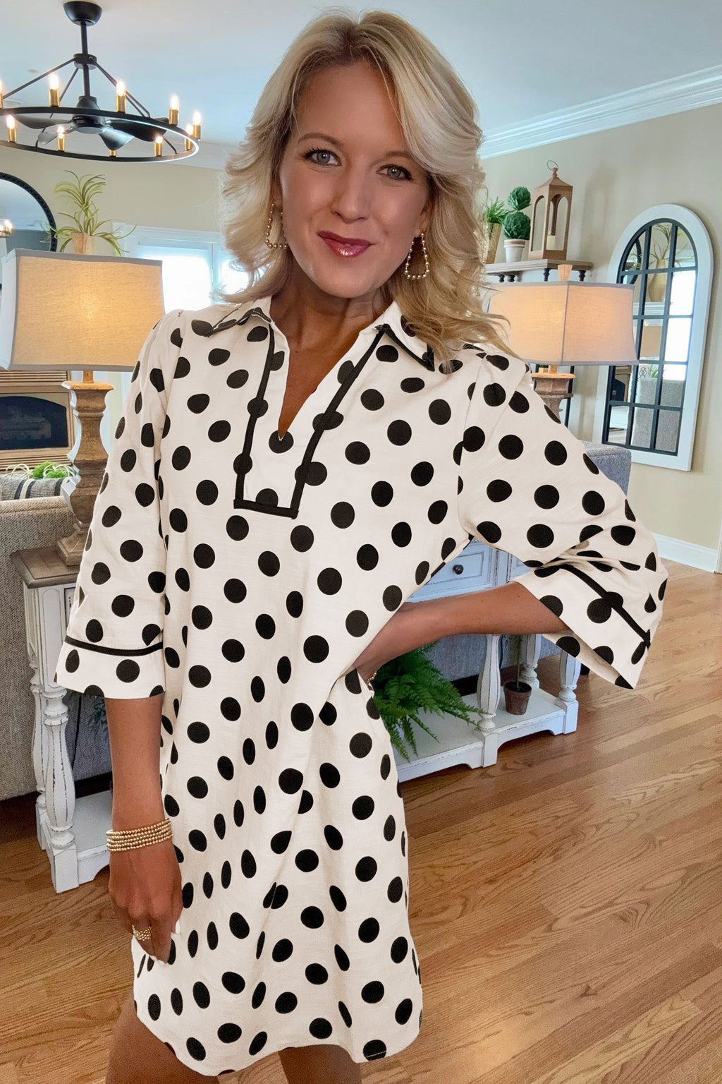 White Polka Dot Half Sleeve Collar V Neck Pocketed Casual Mini Dress