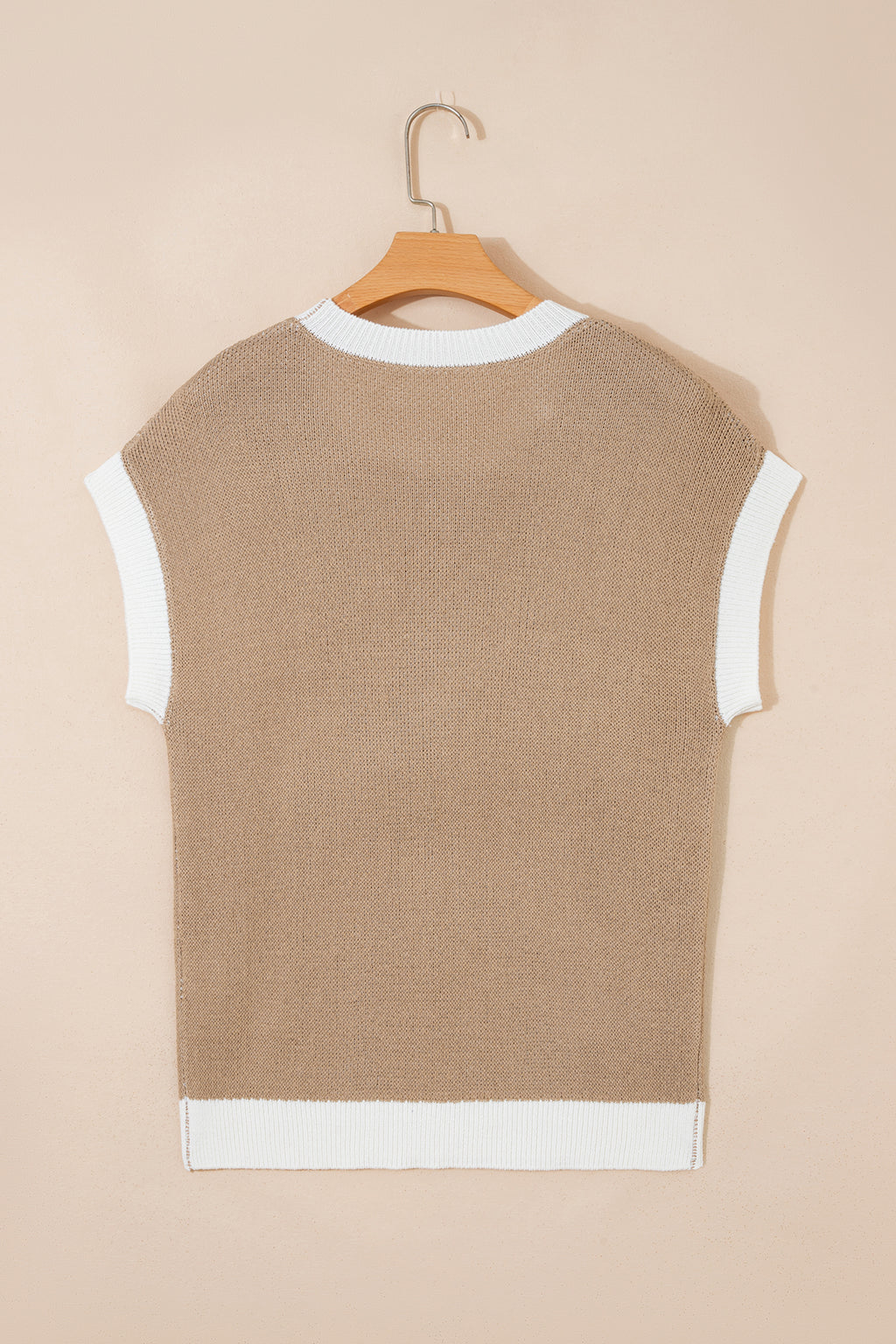 Horse Shoe Pattern Contrast Trim Short Sleeve Sweater