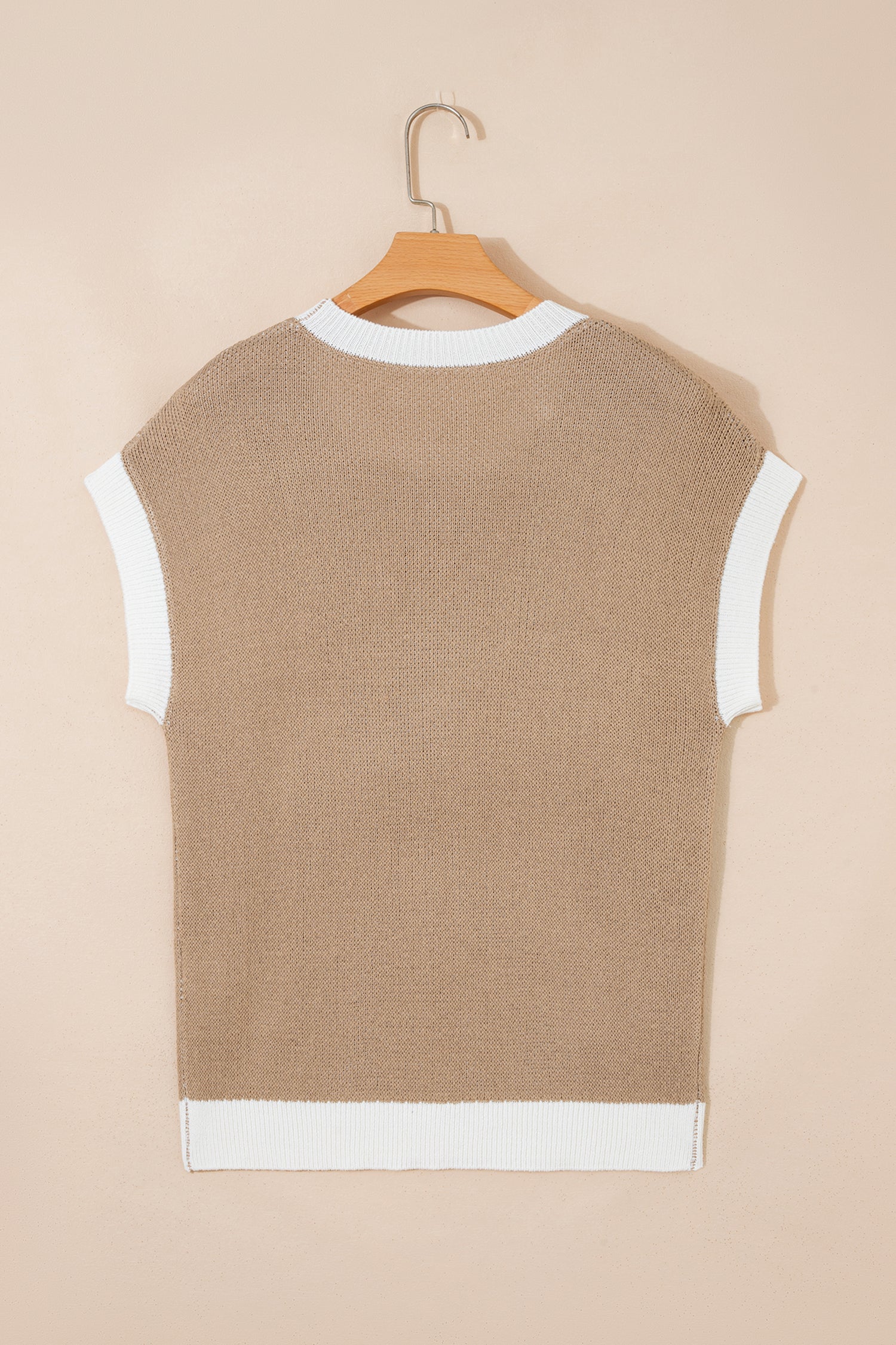 Horse Shoe Pattern Contrast Trim Short Sleeve Sweater