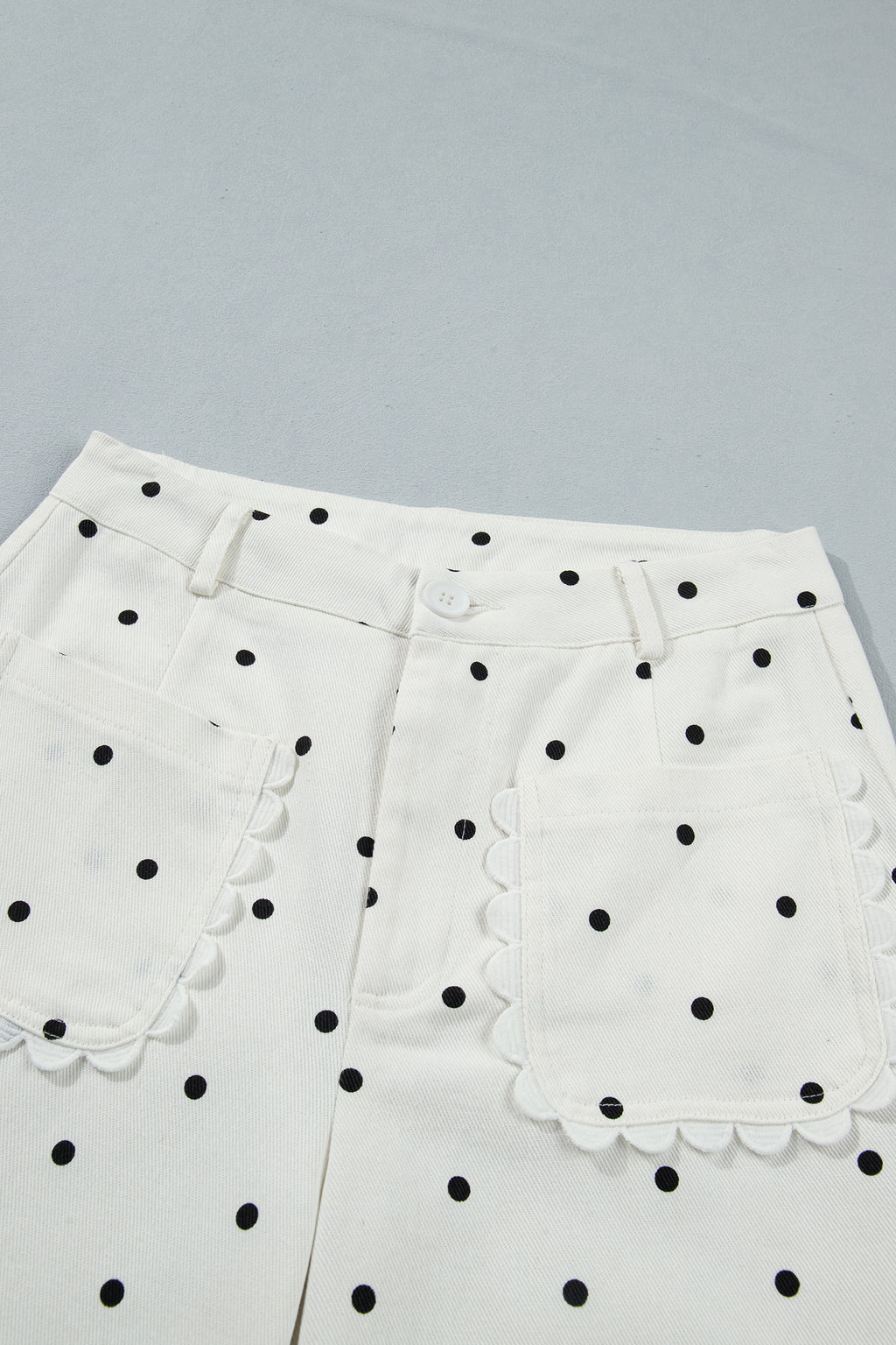 White Polka Dot Print Scalloped Patch Pocket Cotton Shift Pants